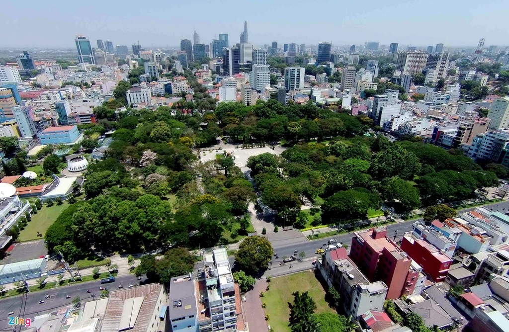 Day nhanh tien do xay dung nhieu bai giu xe ngam o Sai Gon hinh anh