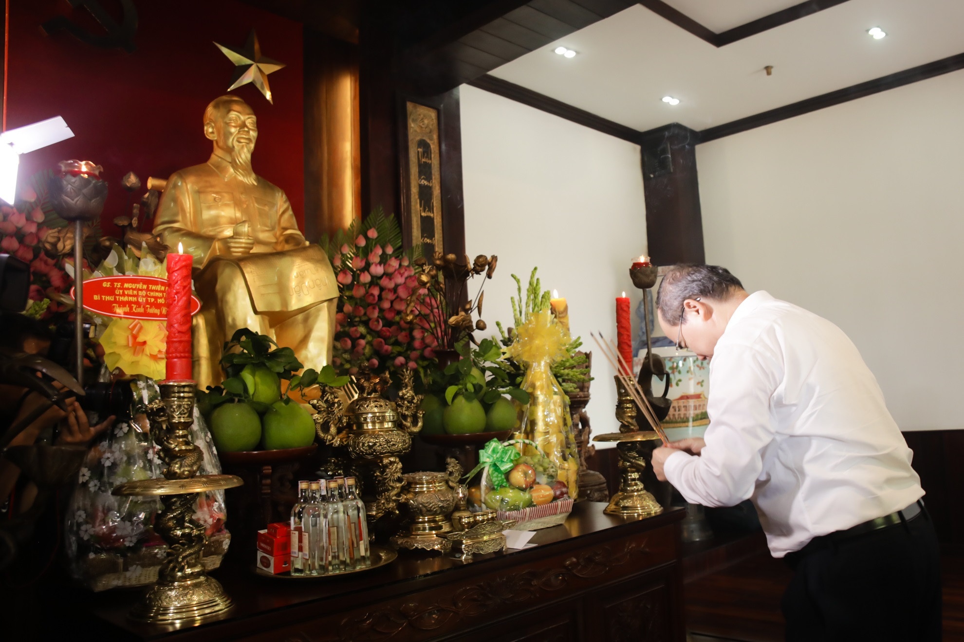 bi thu Nguyen Thien Nhan anh 6