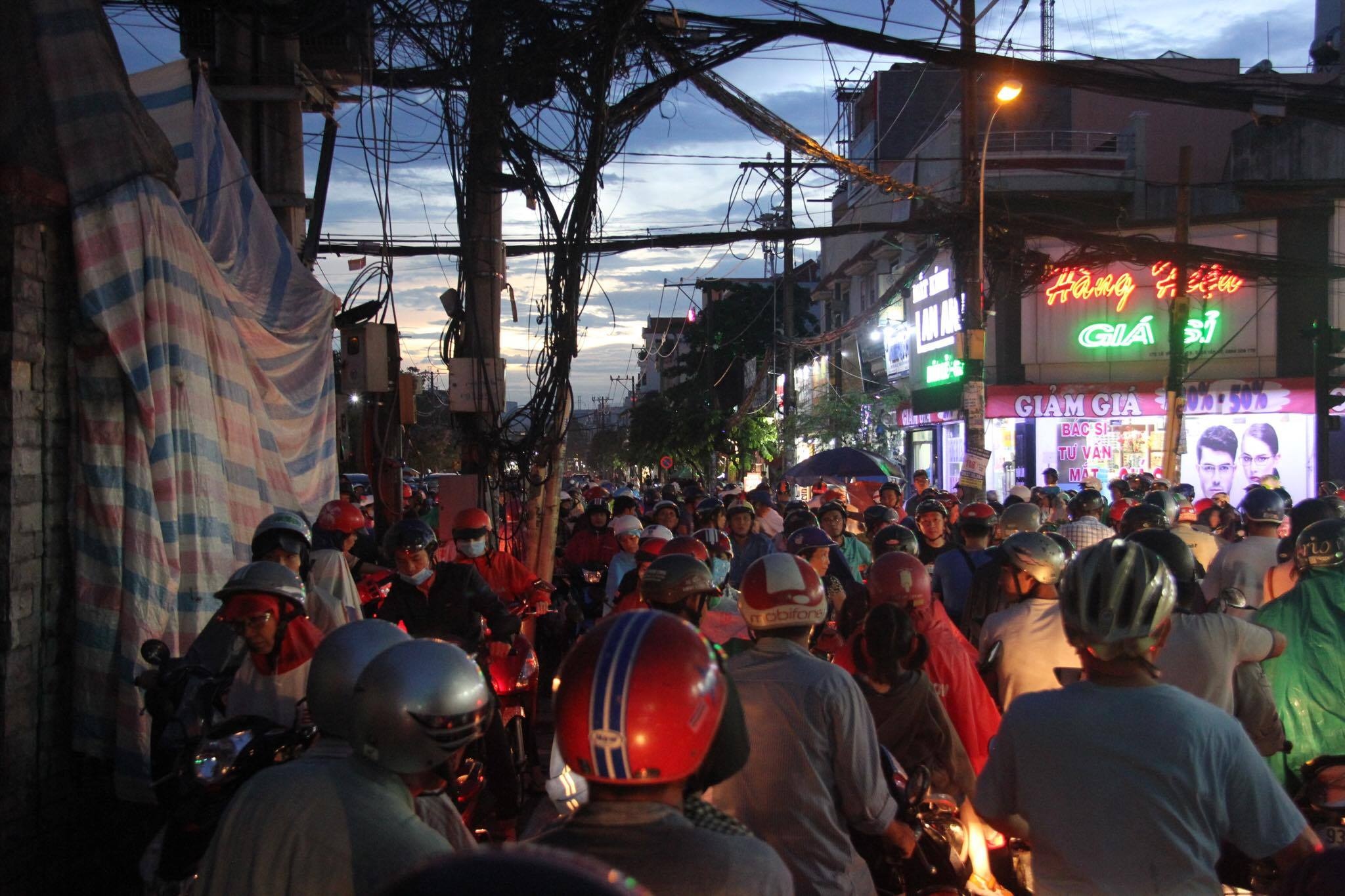 mua lon o Sai Gon anh 6