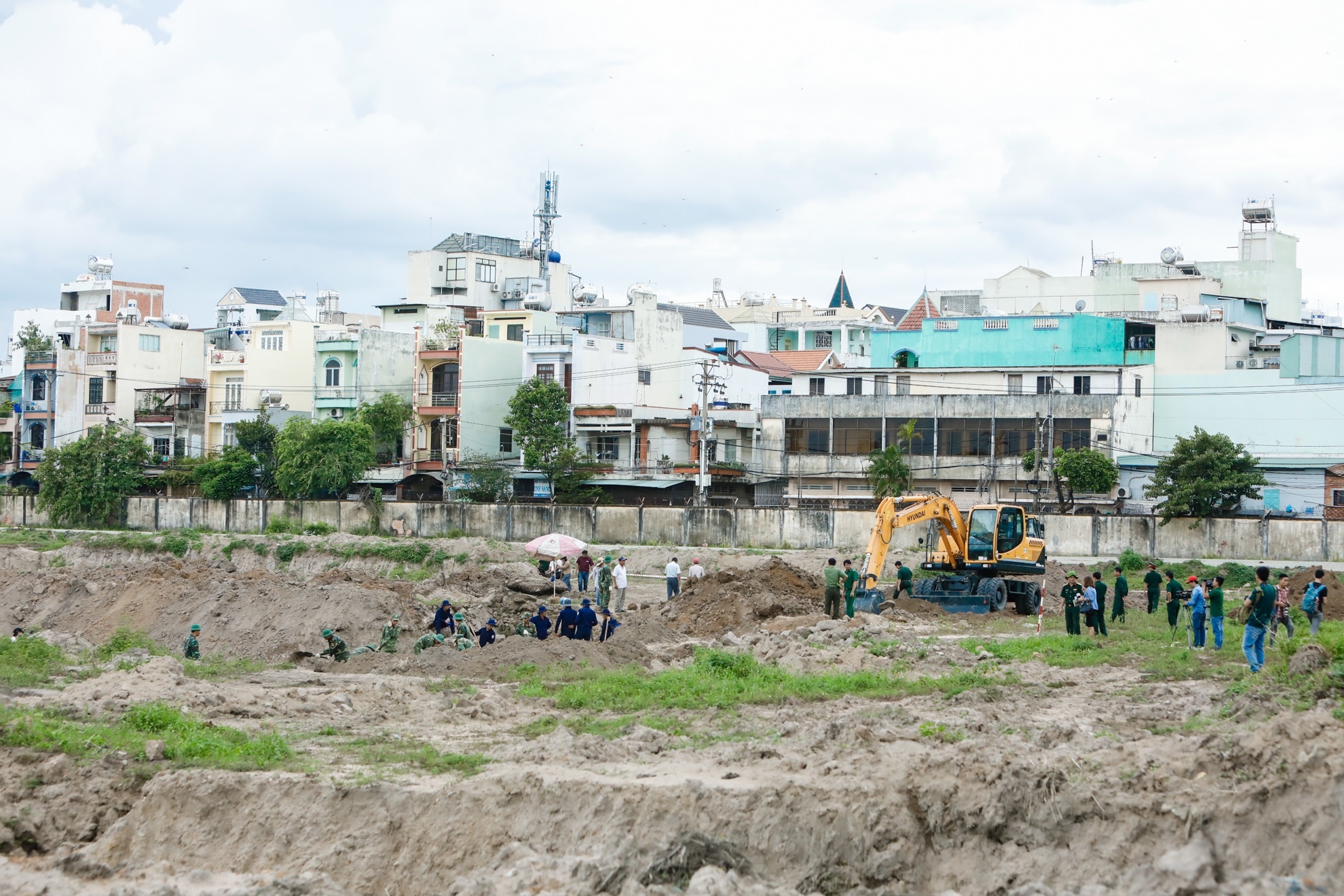 tim hai cot o Tan Son Nhat anh 11