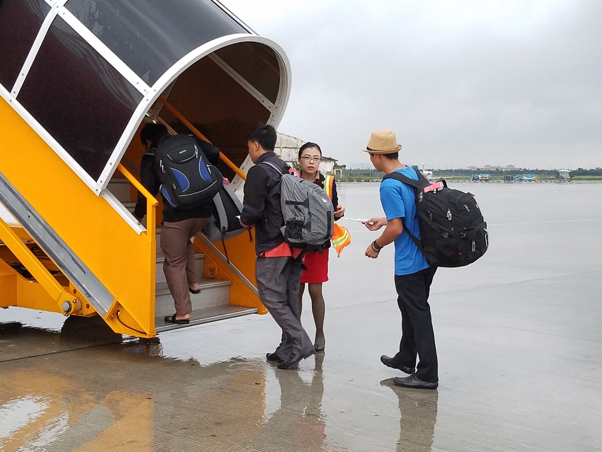 Máy bay không hạ cánh xuống Nội Bài ảnh 1 May bay khong ha canh xuong Noi Bai anh 1