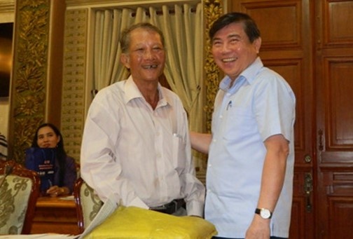 Hanh trinh 20 nam di khieu nai duoc giai quyet trong 1 gio hinh anh