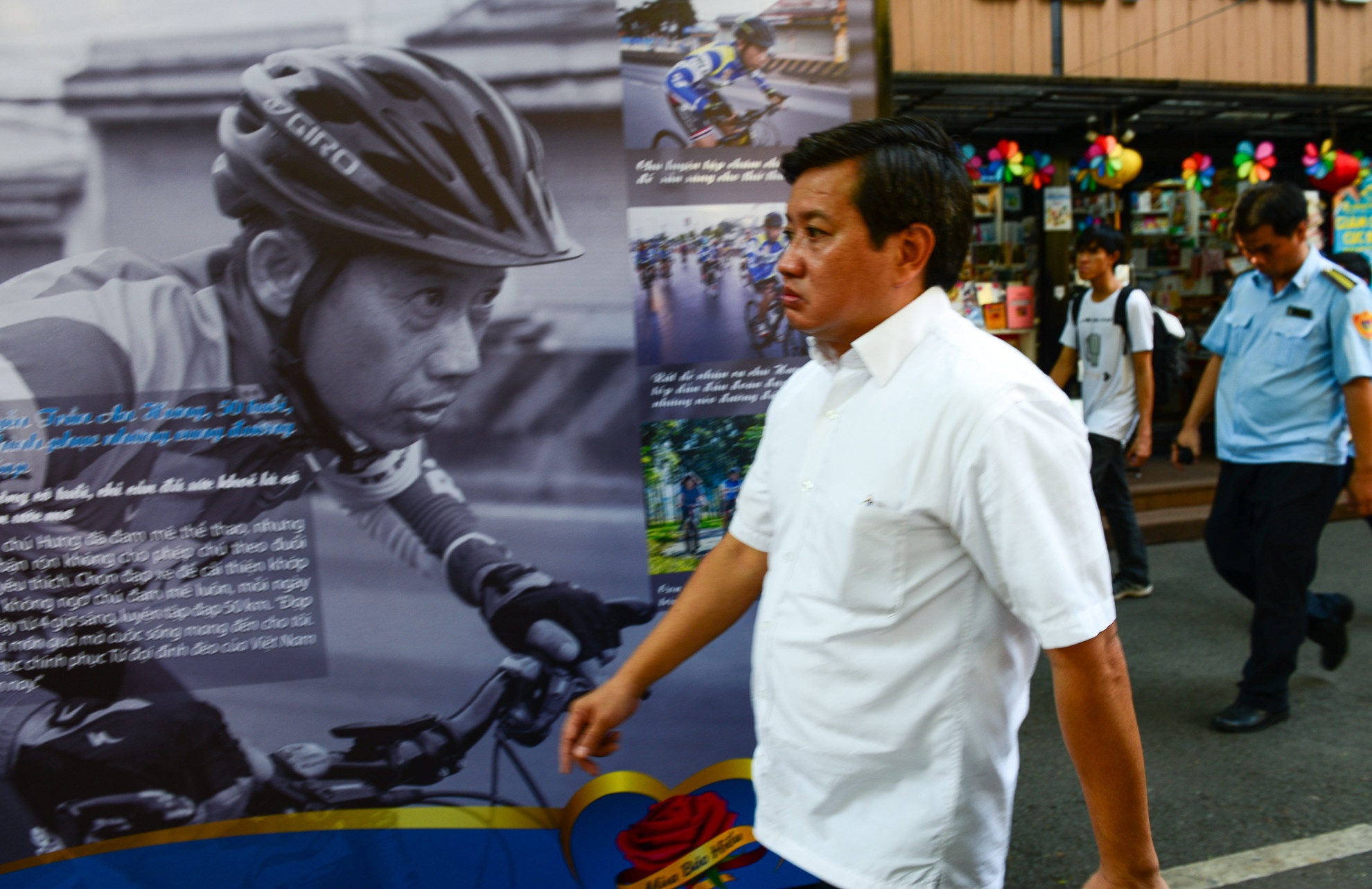 Nguoi dan phan ung ong Doan Ngoc Hai anh 1