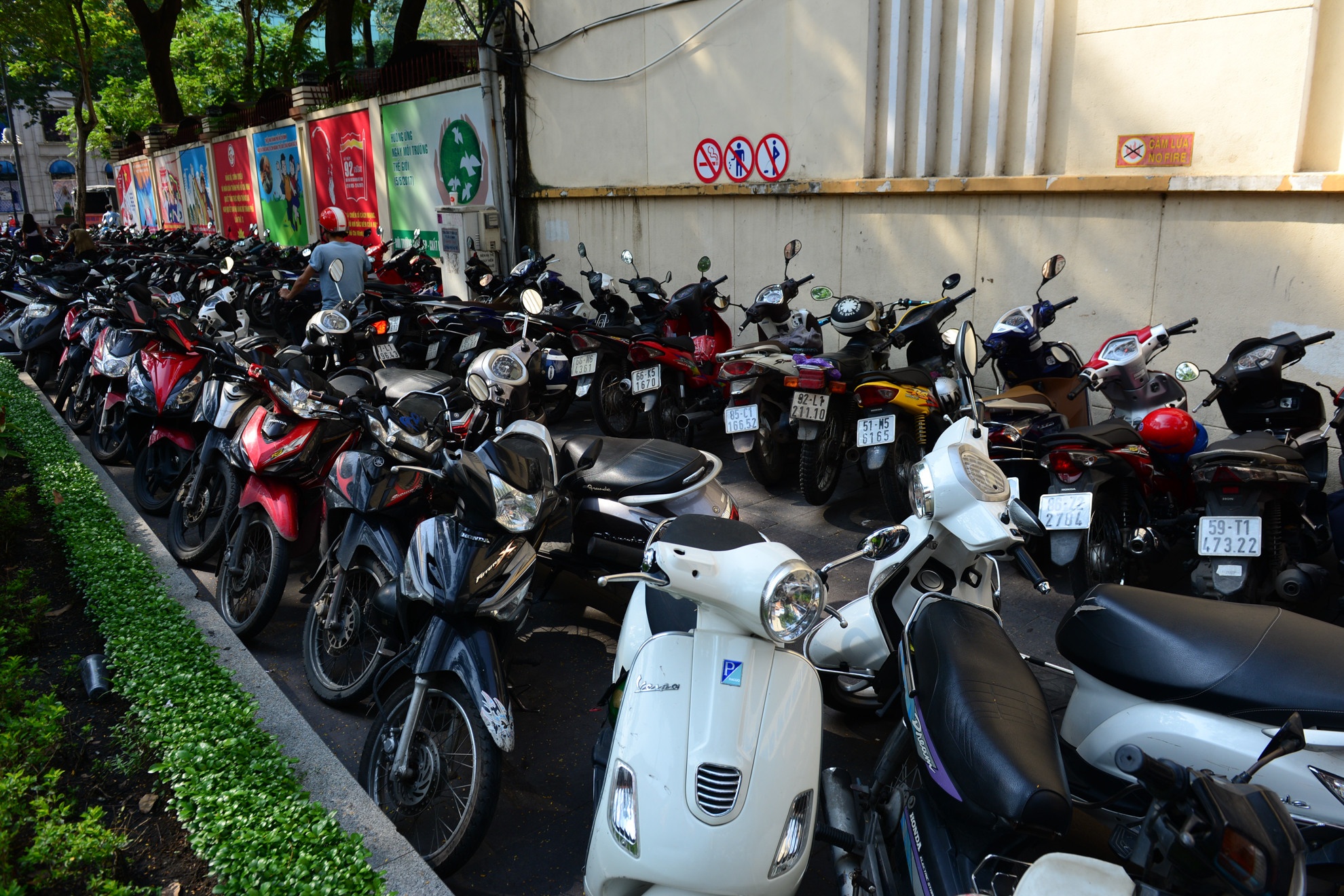 bãi xe đường sách ảnh 3 bai xe duong sach anh 3