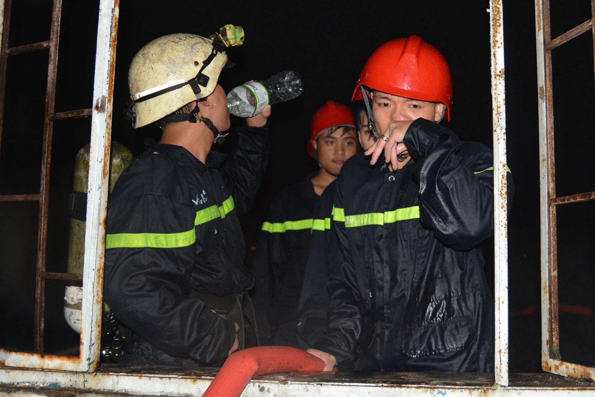 mat ngu vi chay anh 8