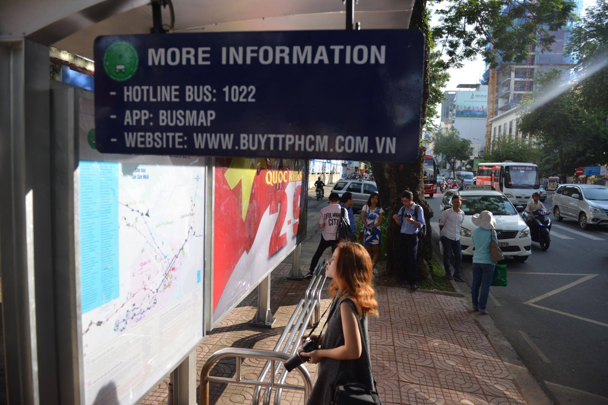 Bảng điện tử xe buýt thông minh ảnh 2 Bang dien tu xe buyt thong minh anh 2