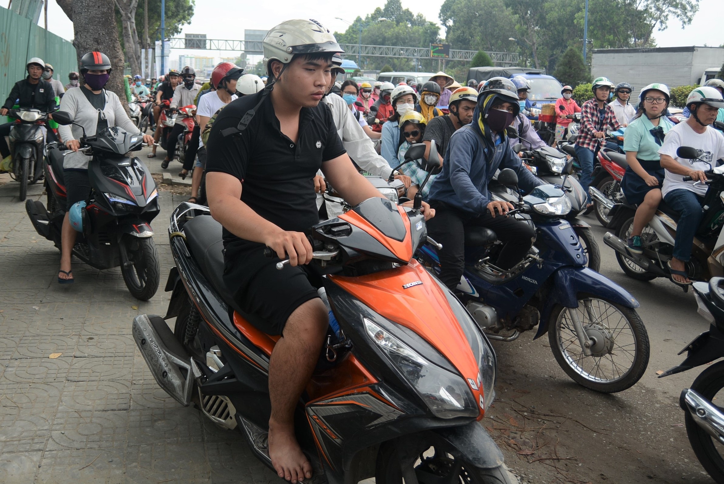 Ket xe duong Cong Hoa anh 2