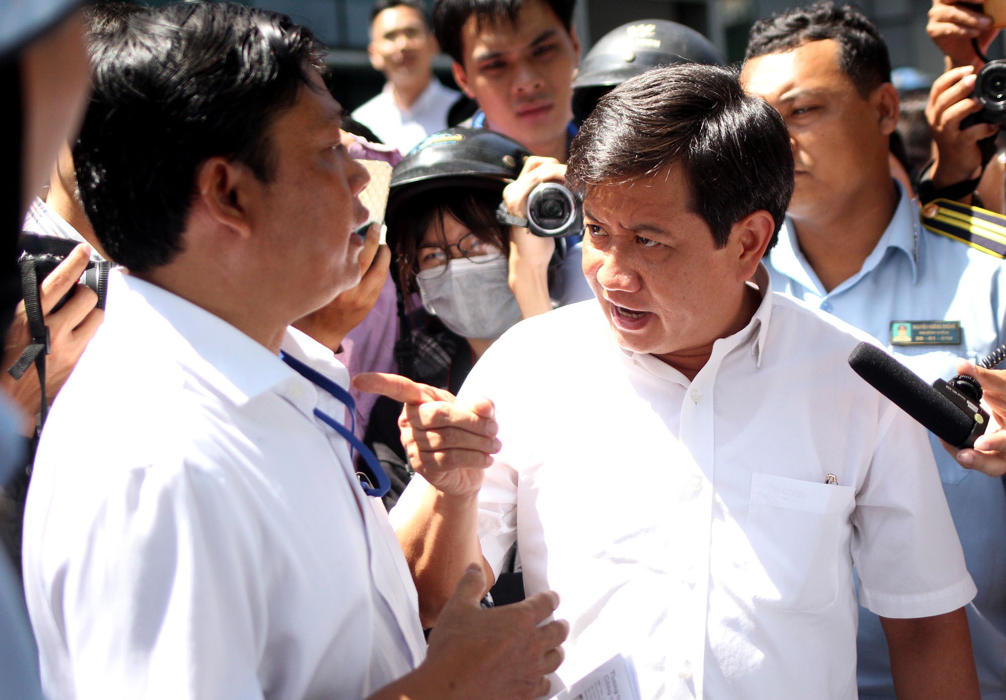 Den luot Chu tich phuong Ben Nghe bi ong Doan Ngoc Hai de xuat ha chuc hinh anh