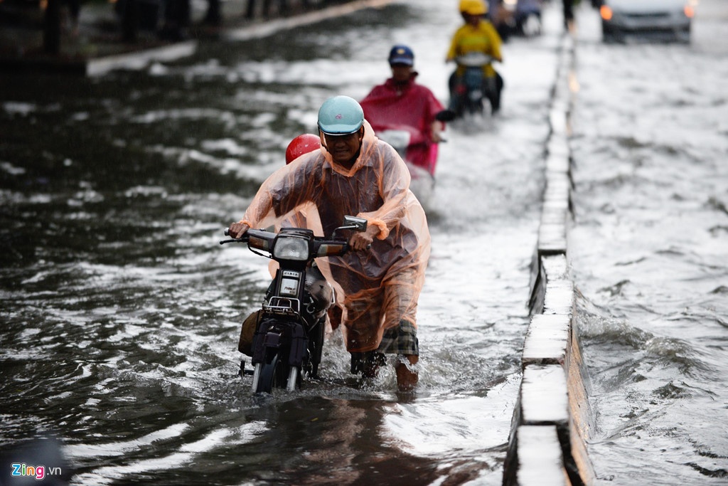 Ký hợp đồng siêu máy bơm ảnh 2 Ky hop dong sieu may bom anh 2