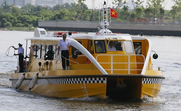 Cuoi thang 10, buyt song o Sai Gon chinh thuc hoat dong hinh anh