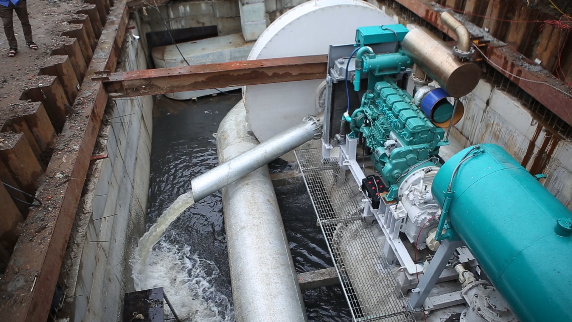 Duong Nguyen Huu Canh ngap sau anh 1