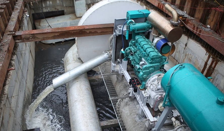 Rac day cong, Sai Gon kho thoat ngap du co 'sieu may bom' hinh anh