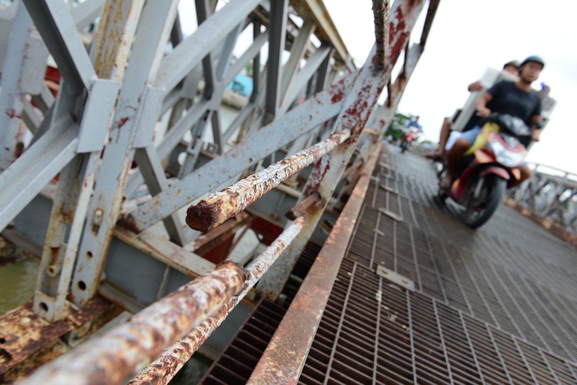 sap cau Long Kien anh 1