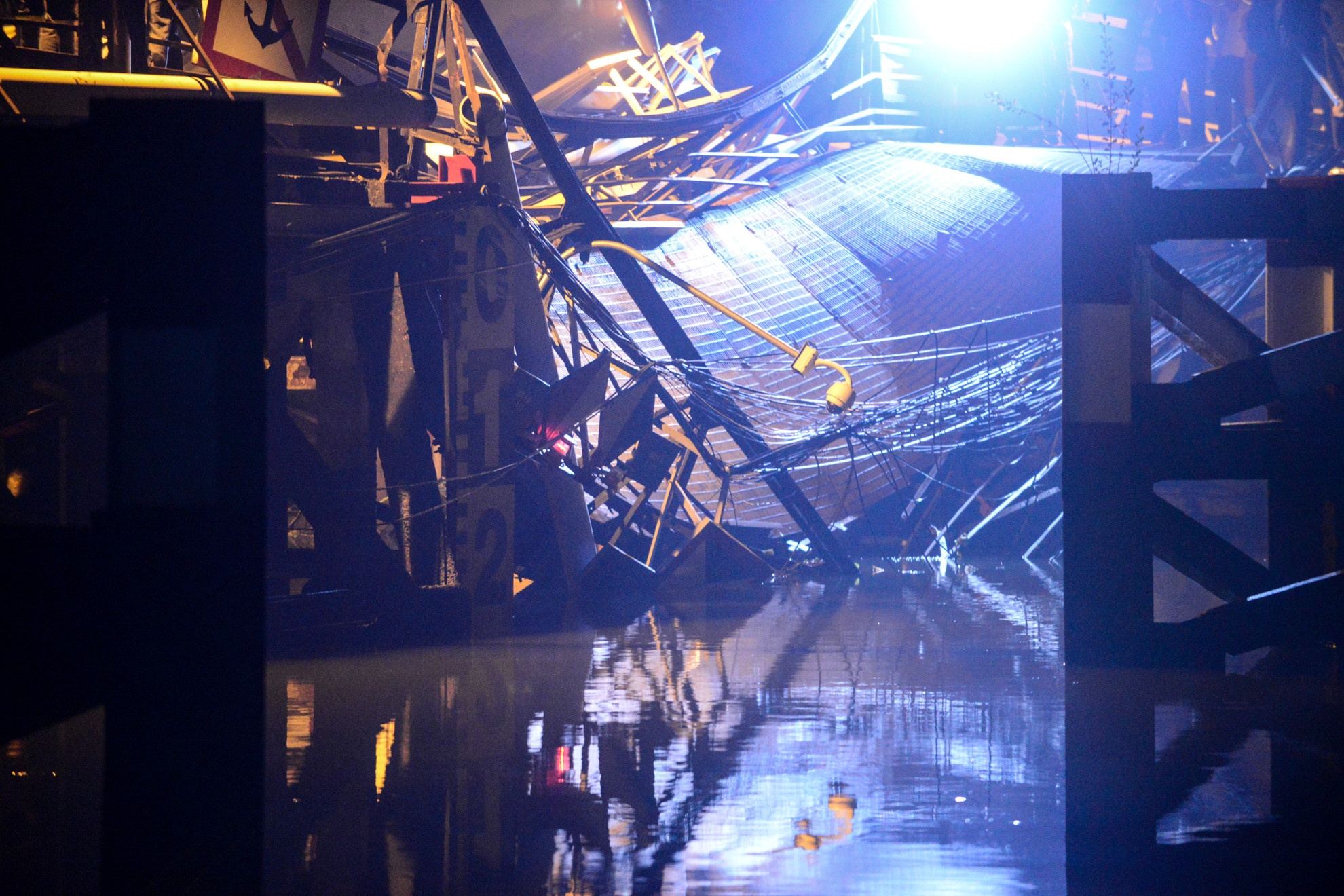 Den nam 2020, TP.HCM se xay moi khoang 30 cau yeu, co nguy co sap hinh anh