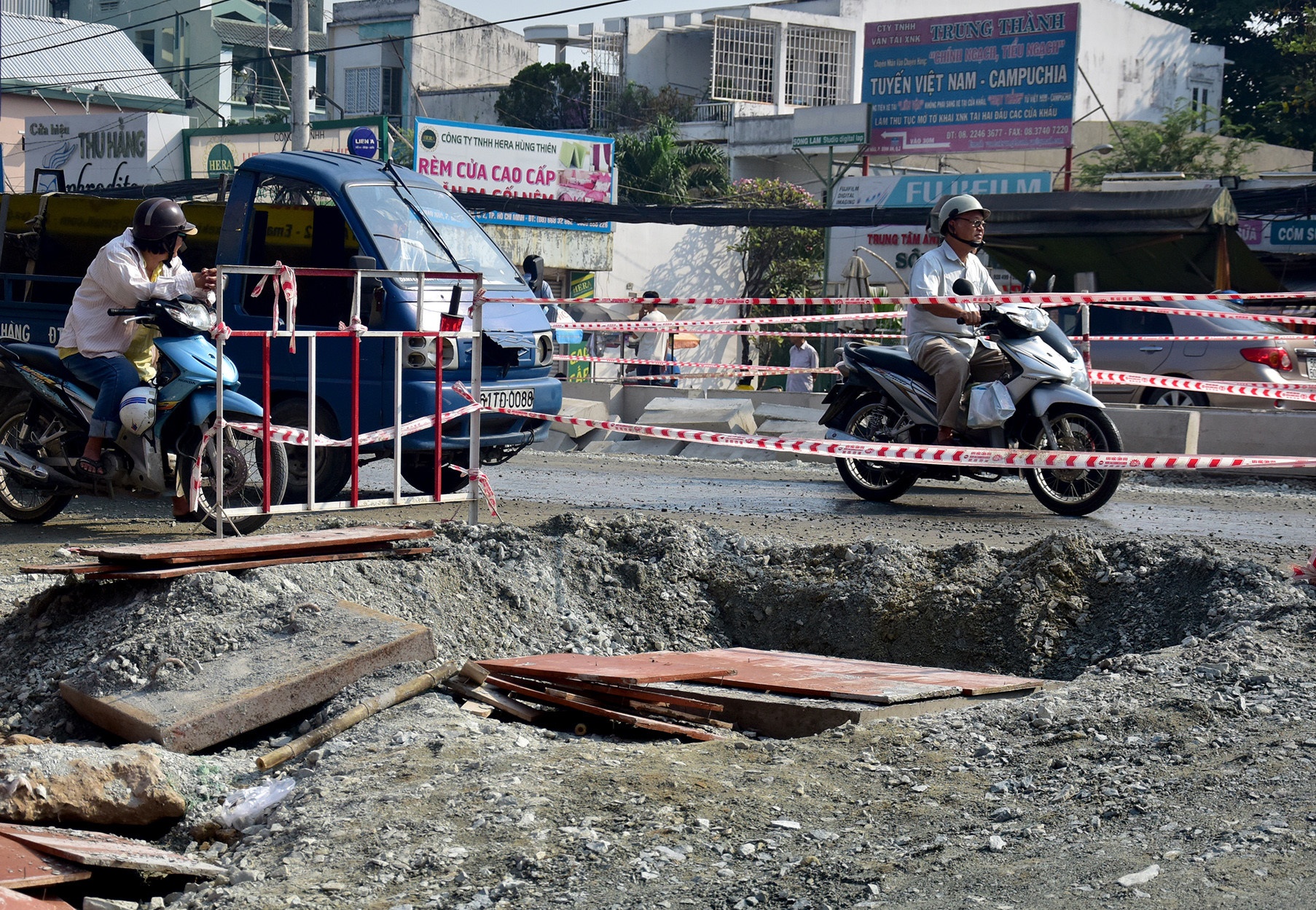 Dung dao duong Sai Gon trong dip Tet Mau Tuat hinh anh