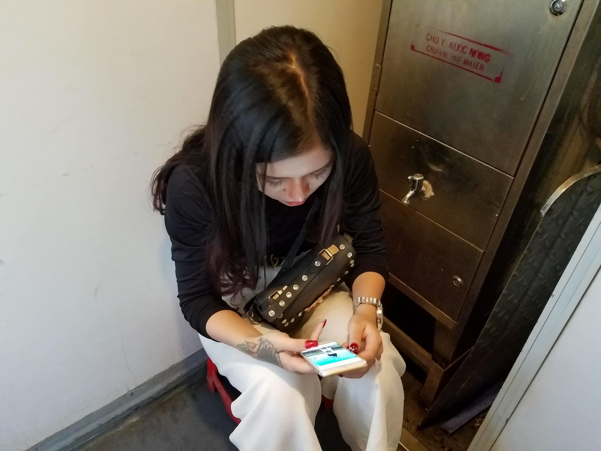 chen chuc tren tau tet anh 9