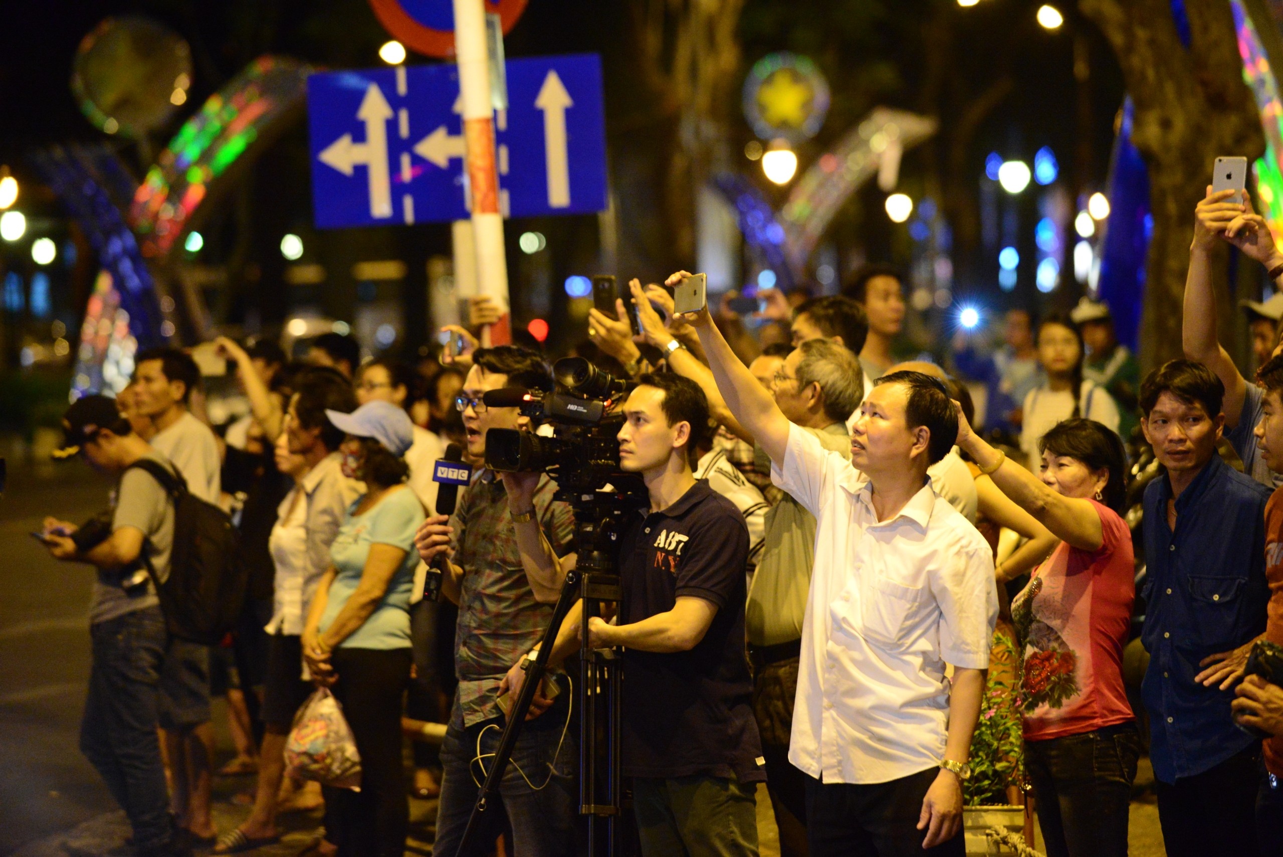 Dua linh cuu nguyen Thu tuong Phan Van Khai anh 4