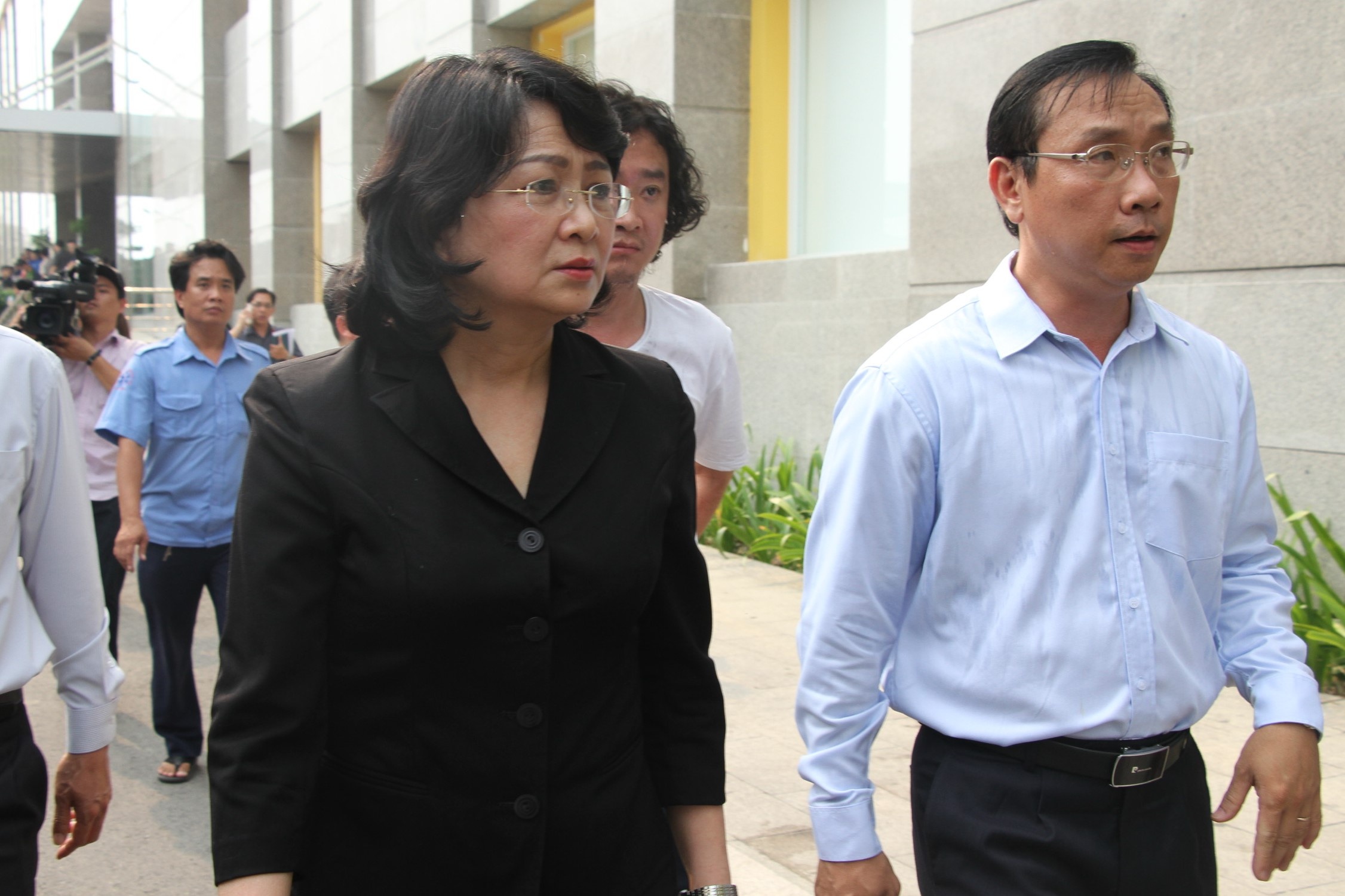 Pho chu tich nuoc: 'Chay chung cu Carina la bai hoc dau xot' hinh anh