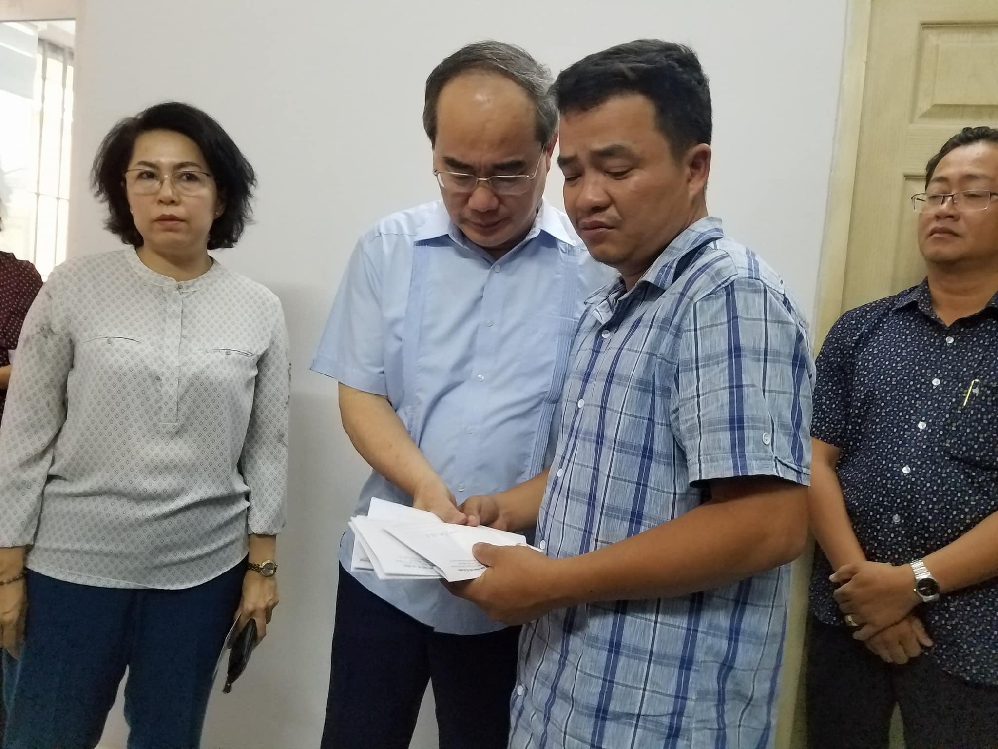 cháy chung cư Carina  ảnh 1 chay chung cu Carina anh 1