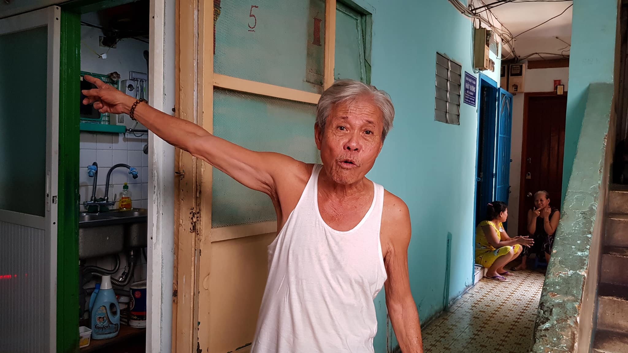 Đoàn Ngọc Hải kiểm tra chung cư ảnh 3 Doan Ngoc Hai kiem tra chung cu anh 3