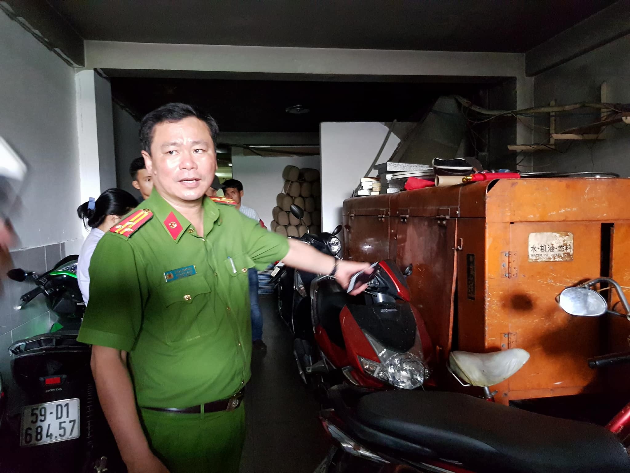 Ong Doan Ngoc Hai yeu cau phat 2 khach san o Sai Gon vi pham PCCC hinh anh