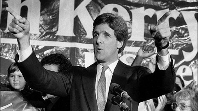 John Kerry va dai hoc Fulbright anh 1