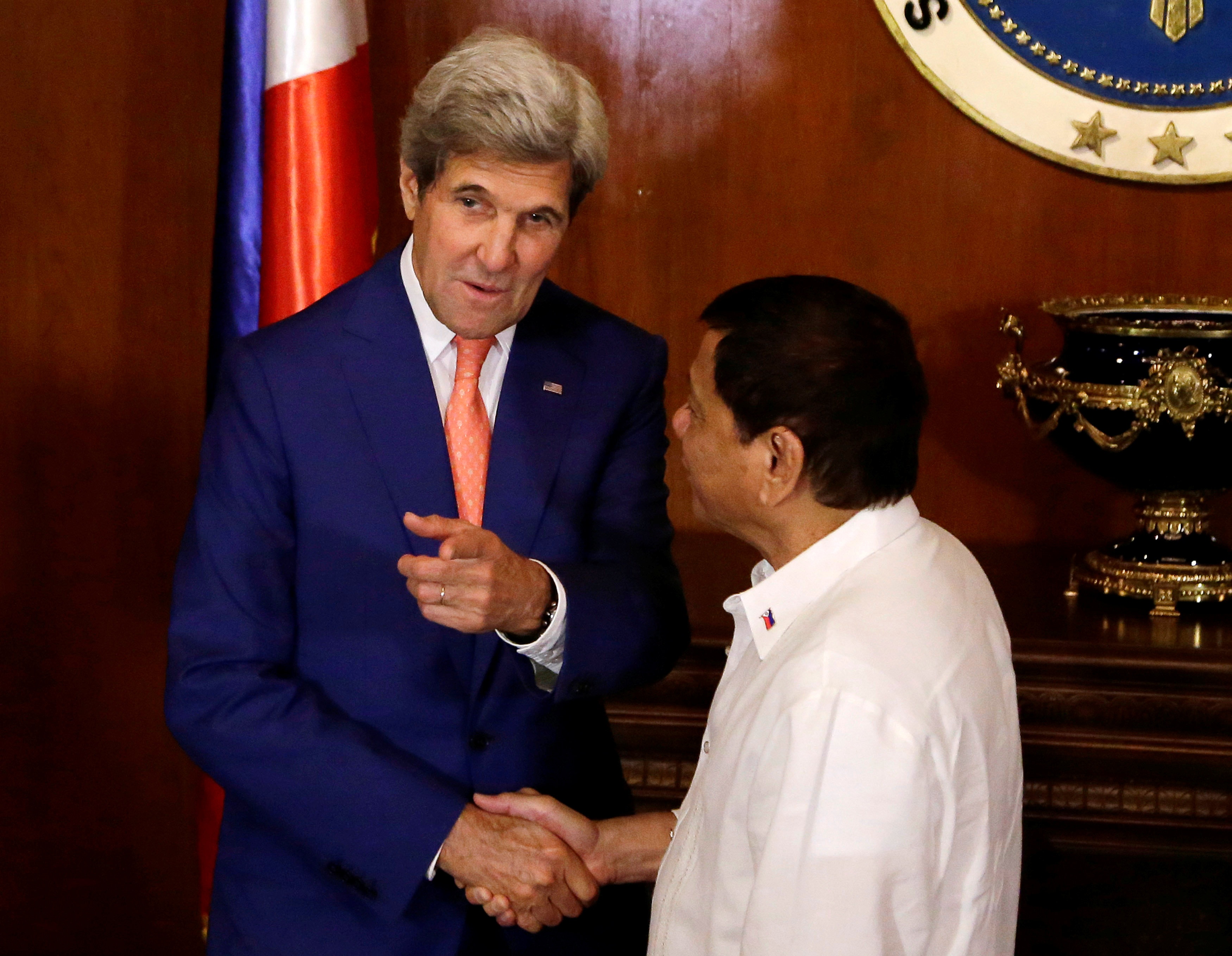 Ngoai truong Kerry: My muon tranh “doi dau” o bien Dong hinh anh