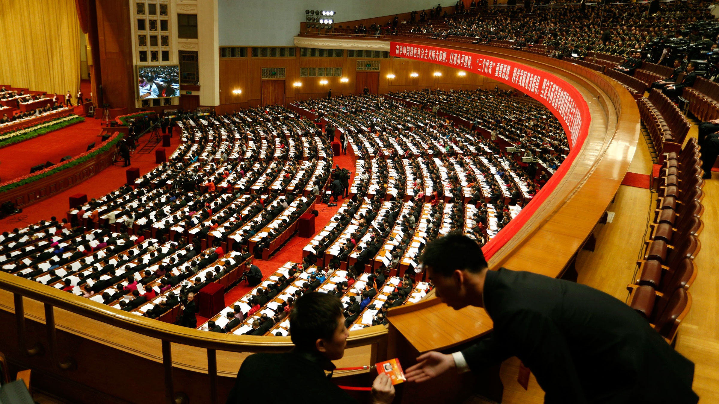 Trung Quoc bai nhiem 45 dai bieu quoc hoi gian lan bau cu hinh anh