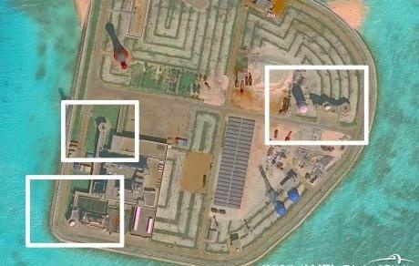 Trung Quoc lap vu khi phong khong trai phep o Truong Sa hinh anh