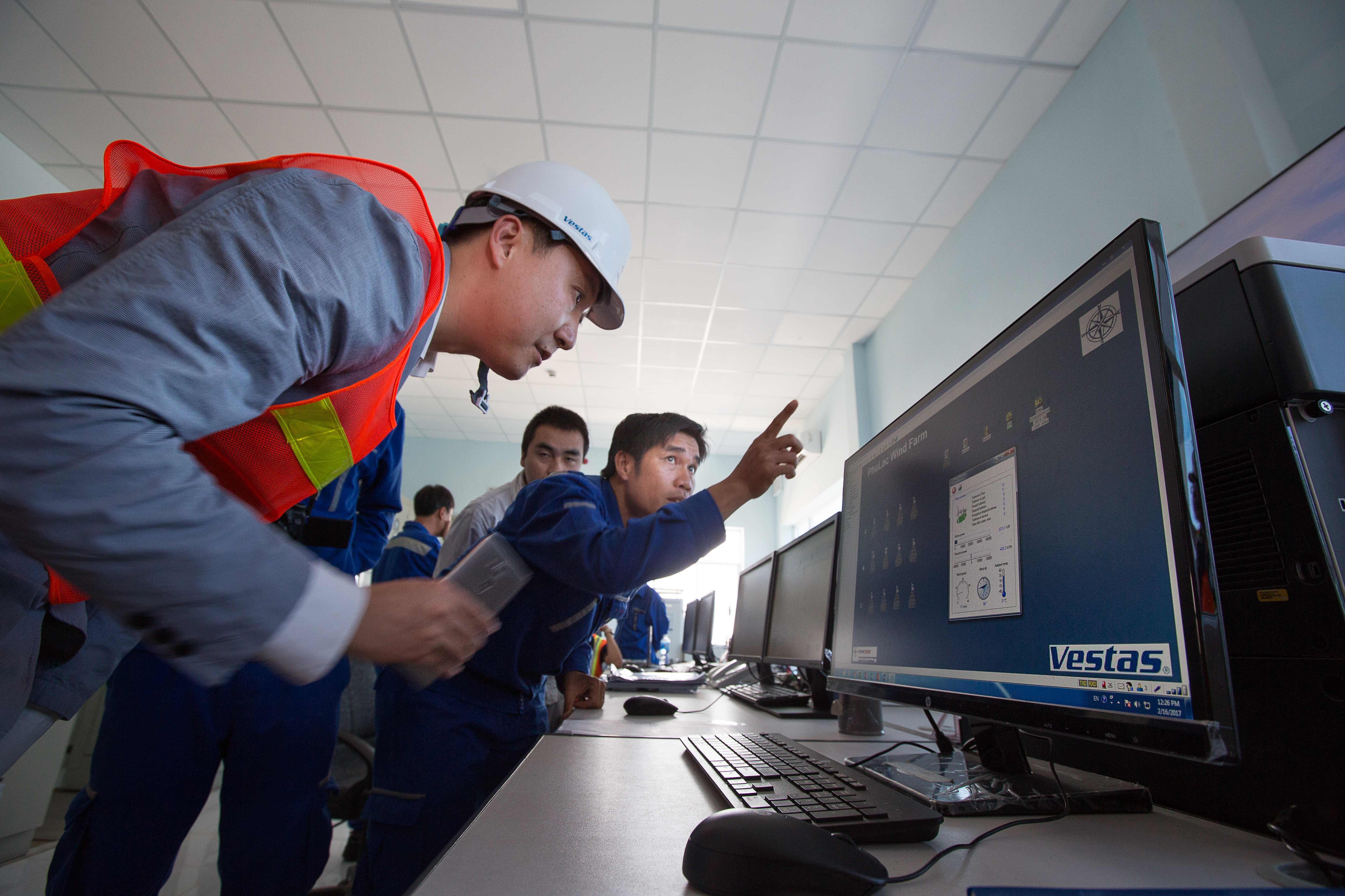 Điện gió ở Bình Thuận ảnh 4 Dien gio o Binh Thuan anh 4