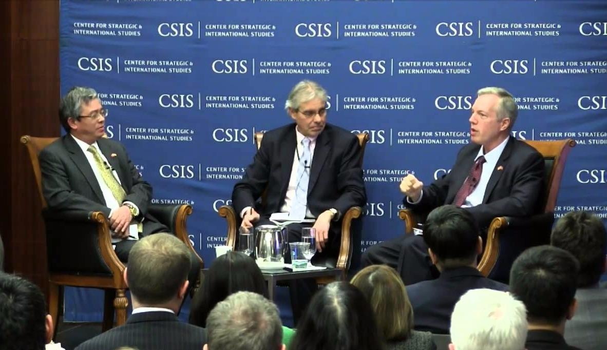 Quan he Viet – My va vai tro dac biet cua hai vi dai su hinh anh