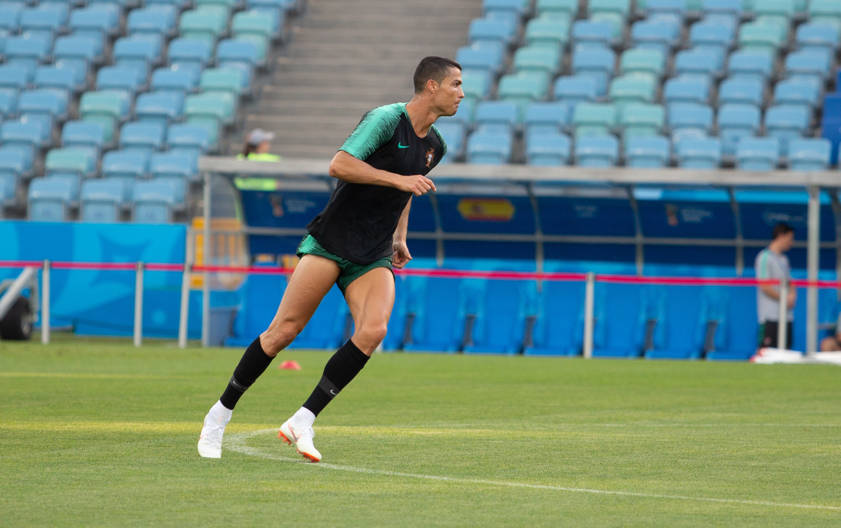 Tay Ban Nha vs Bo Dao Nha anh 9