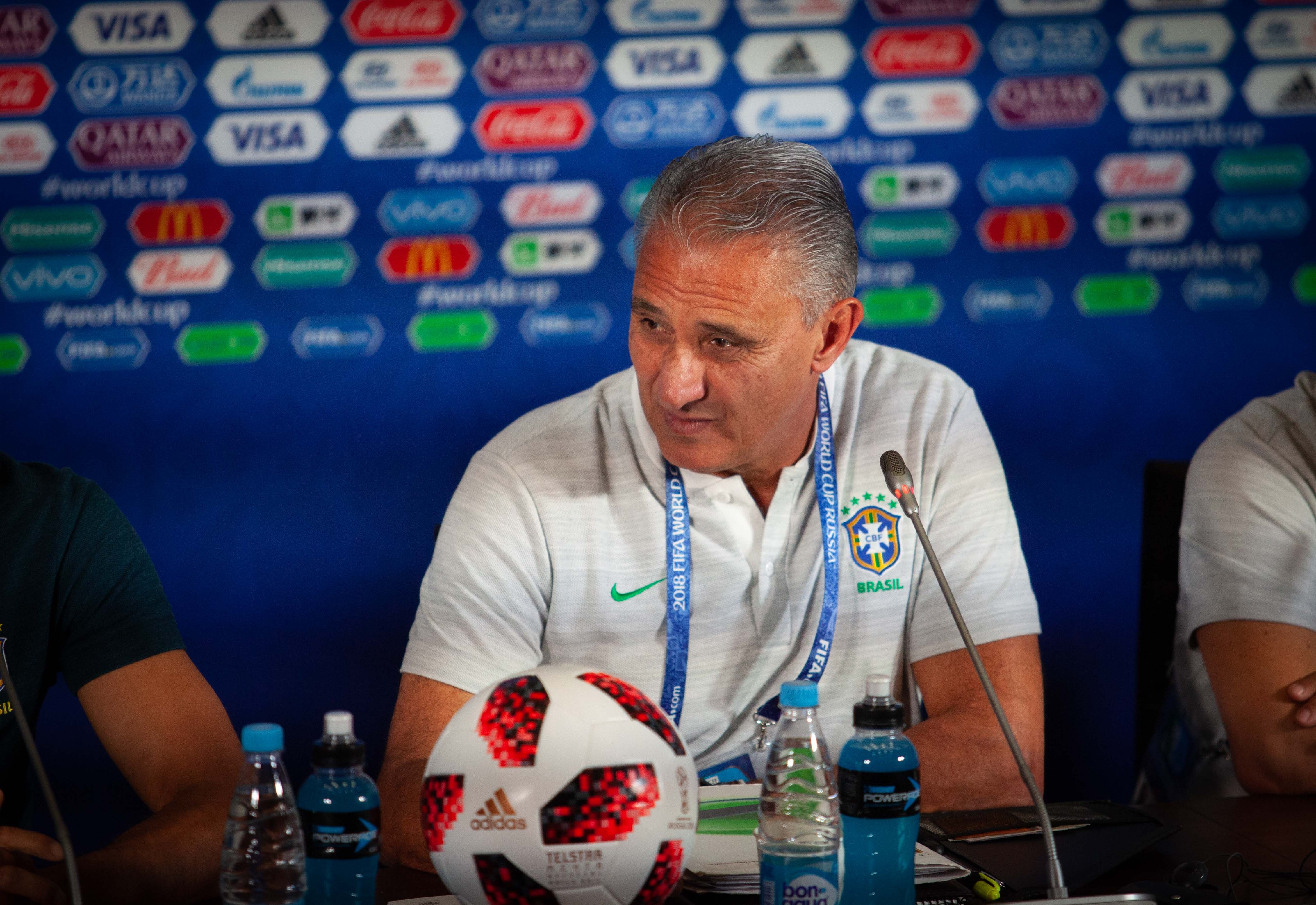 ‘Bi khong chi co Lukaku, ho co hang cong rat manh’ hinh anh