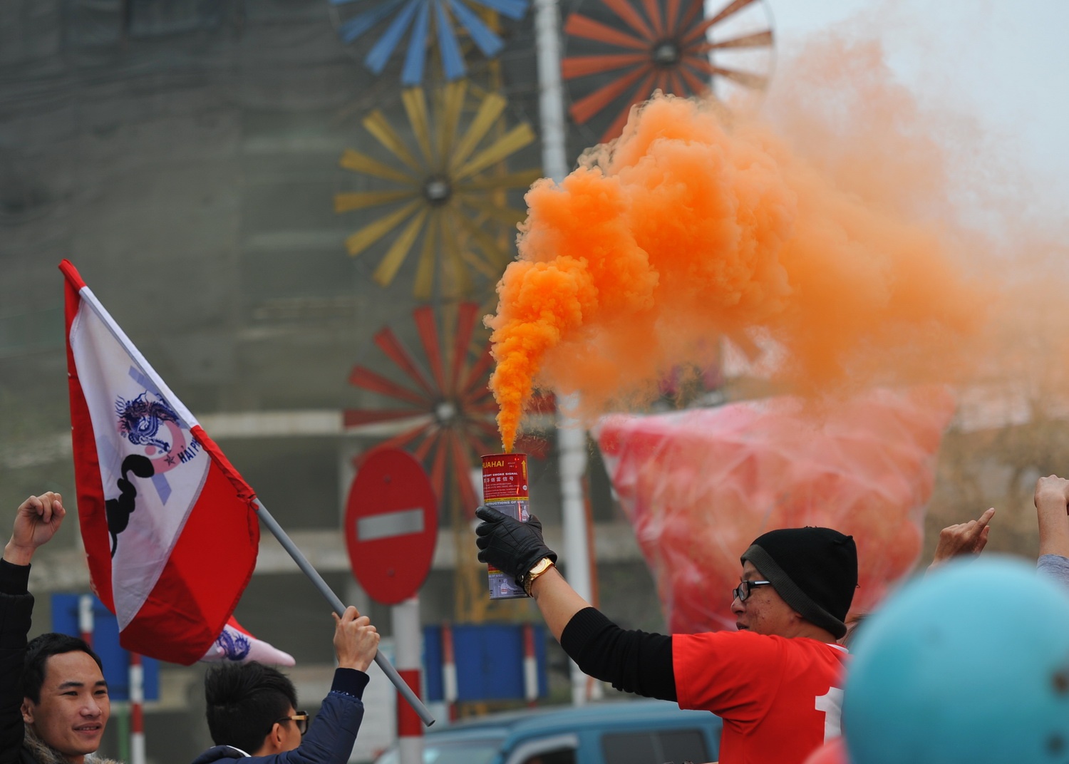 CDV Hai Phong rai tien am phu, dot phao tien vao Hang Day hinh anh