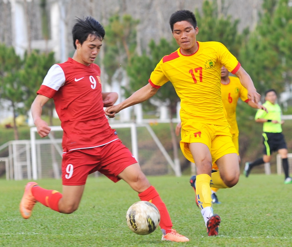 U19 Viet Nam hoa kich tinh truoc ngay len duong di chau Au hinh anh