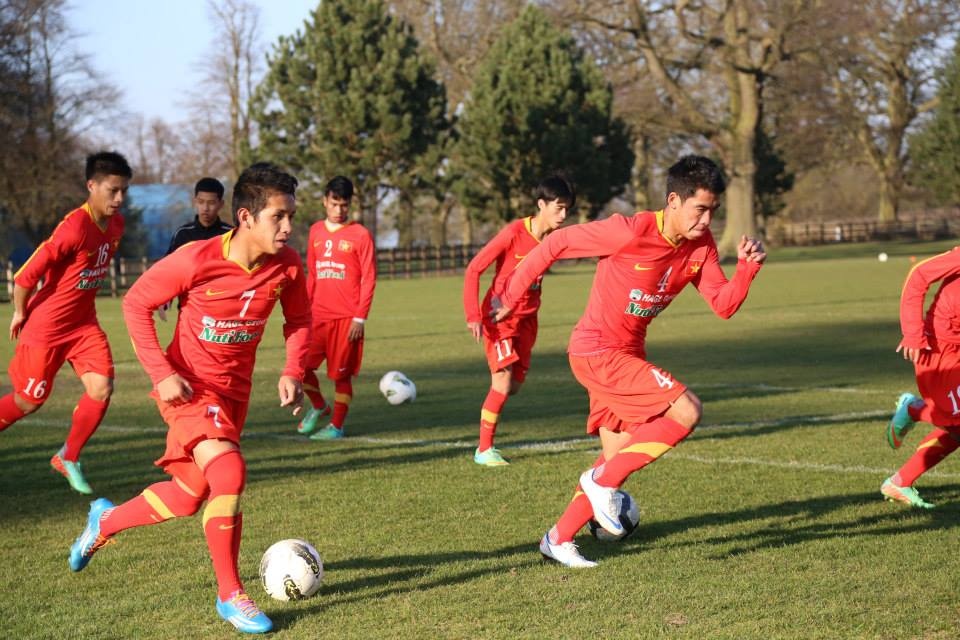 10 cau thu U19 VN du dot thi nang khieu vao DH su pham TDTT hinh anh