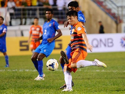 Sut rach luoi doi phuong, Van Quyen gac chuyen giai nghe hinh anh