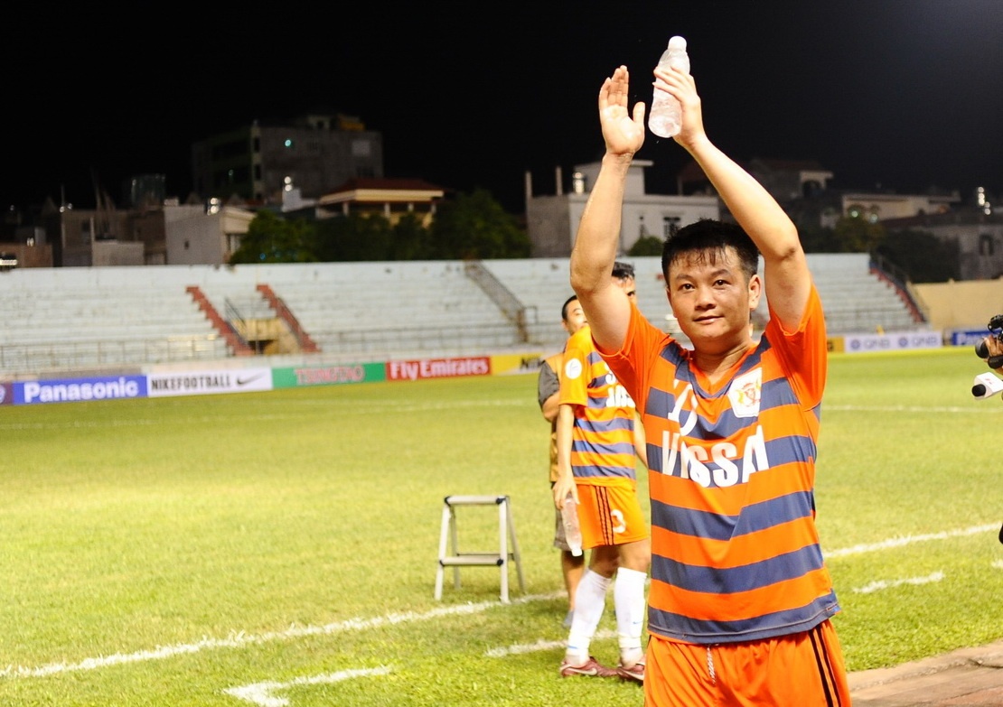 Van Quyen lap cu dup, Ninh Binh lot vao tu ket AFC Cup hinh anh