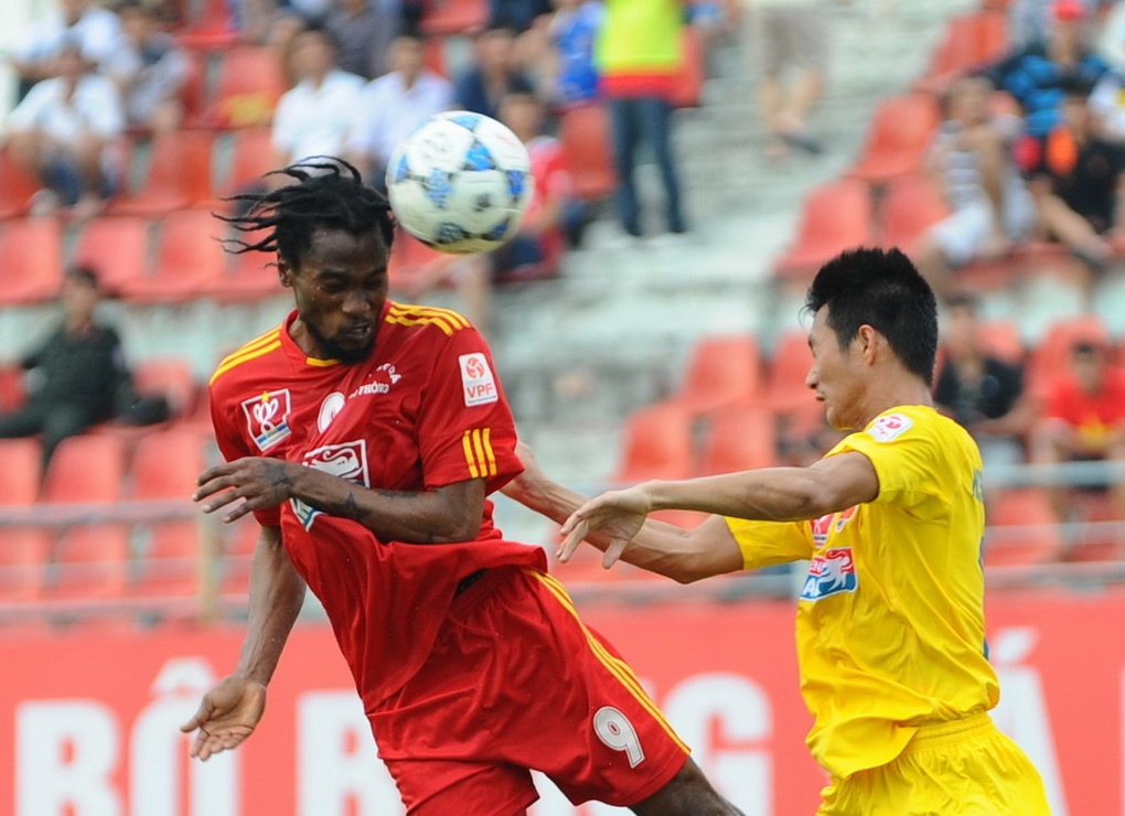 Dai thang Quang Nam, Hai Phong vao ban ket Cup Quoc gia hinh anh