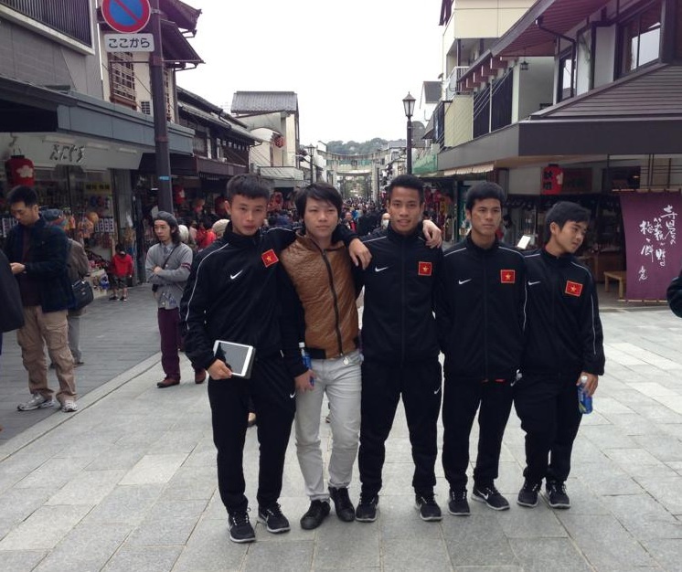 U19 Viet Nam thuc dem don xem World Cup tai Nhat Ban hinh anh