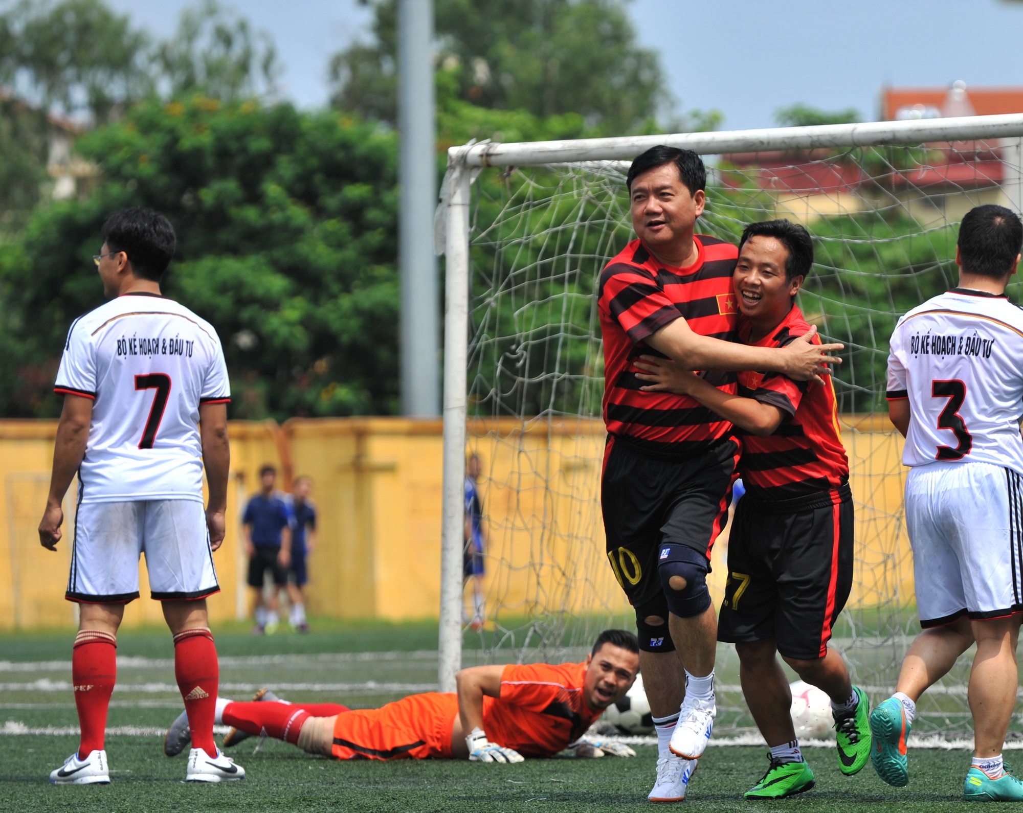 Long An coi thuong khan gia anh 1