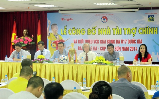 Khoi tranh VCK giai bong da U17 quoc gia hinh anh