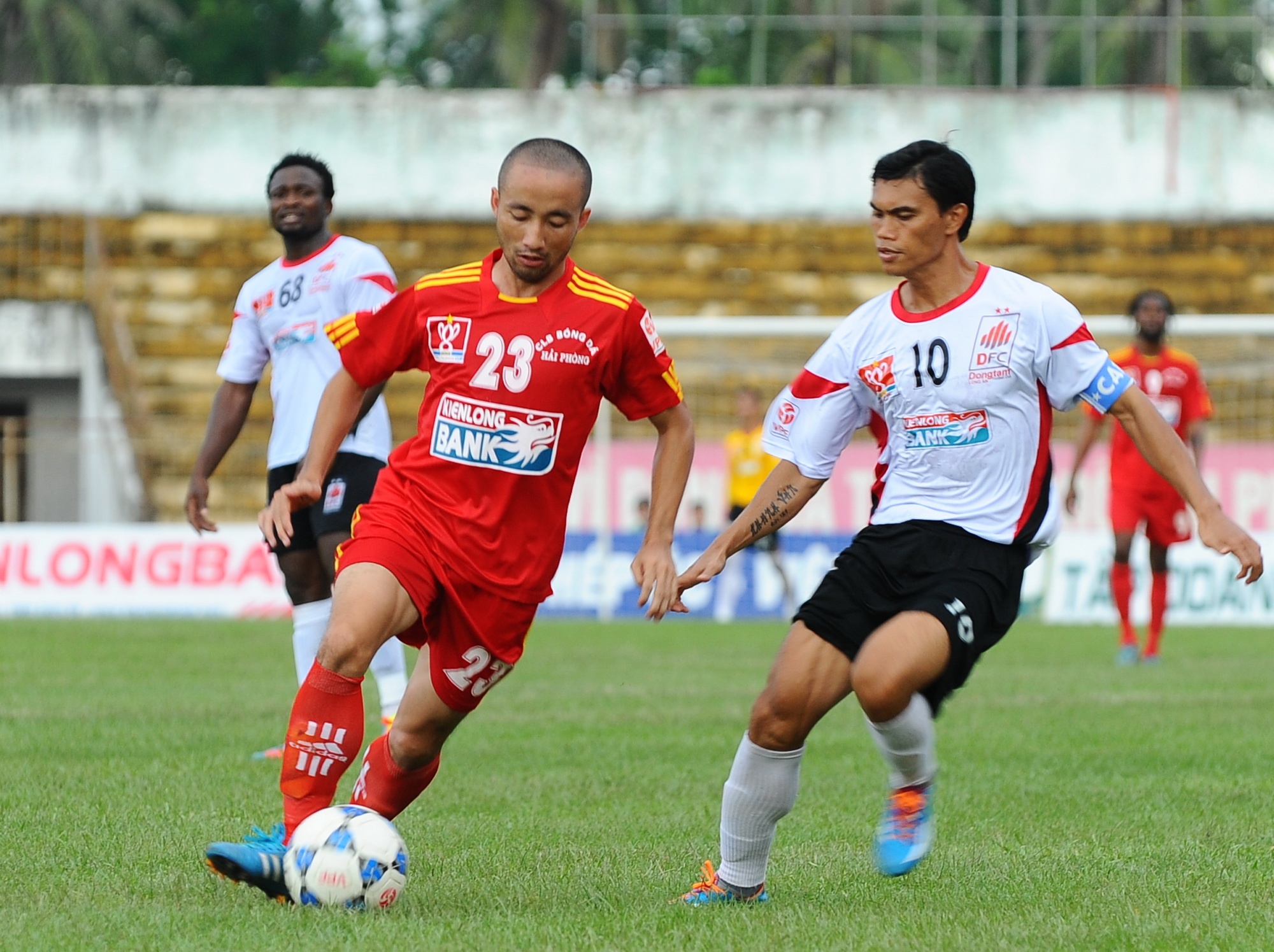 Ha guc Long An, Hai Phong vao chung ket Cup Quoc gia hinh anh