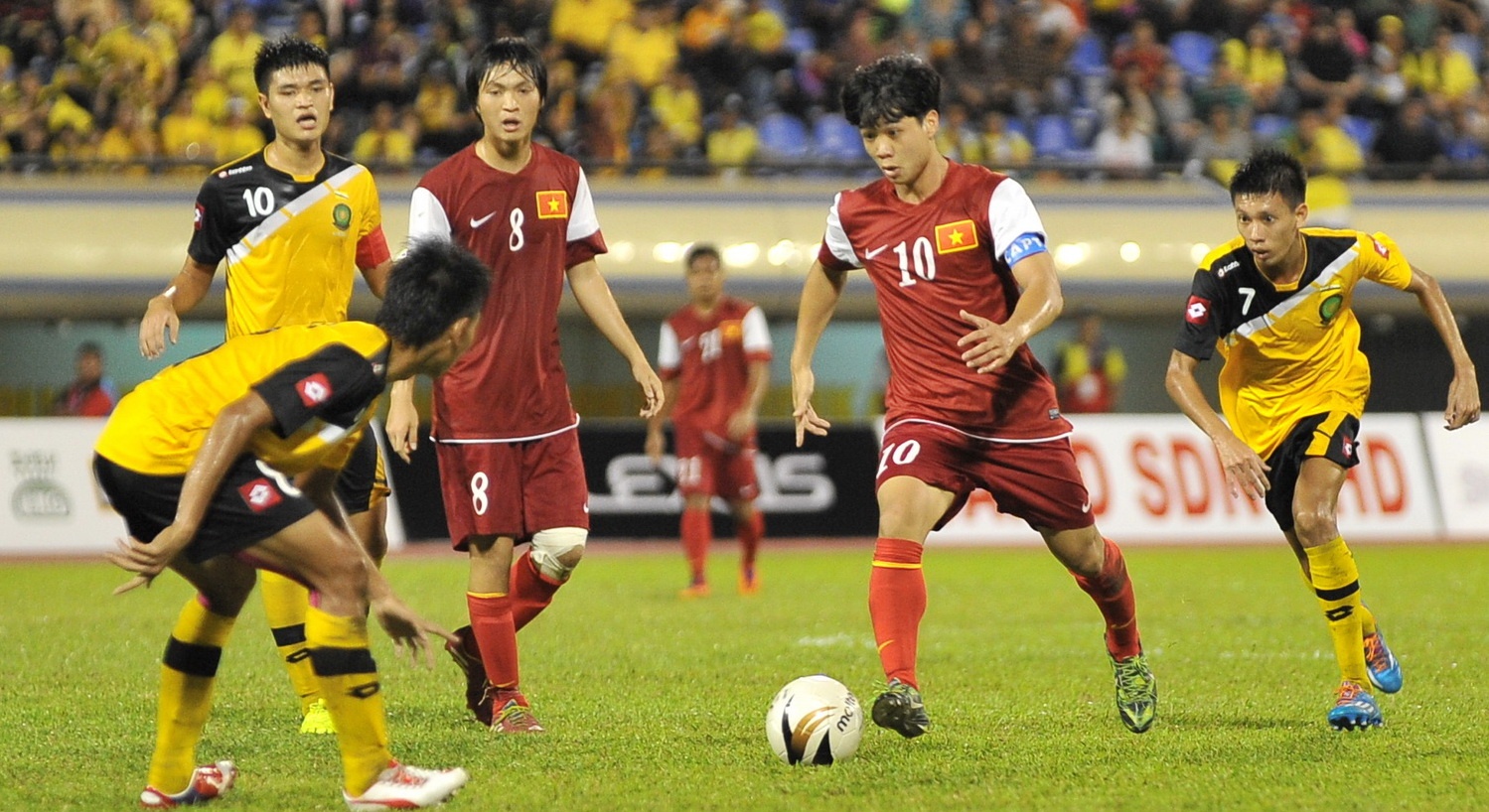 U19 Viet Nam khien khan gia Brunei than phuc hinh anh
