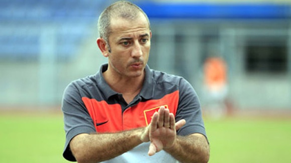 'Cau thu U19 Viet Nam thi dau bang ca trai tim vi NHM' hinh anh