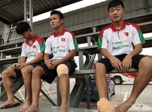 Cong Phuong, Xuan Truong chuom da suot buoi tap U19 Viet Nam hinh anh