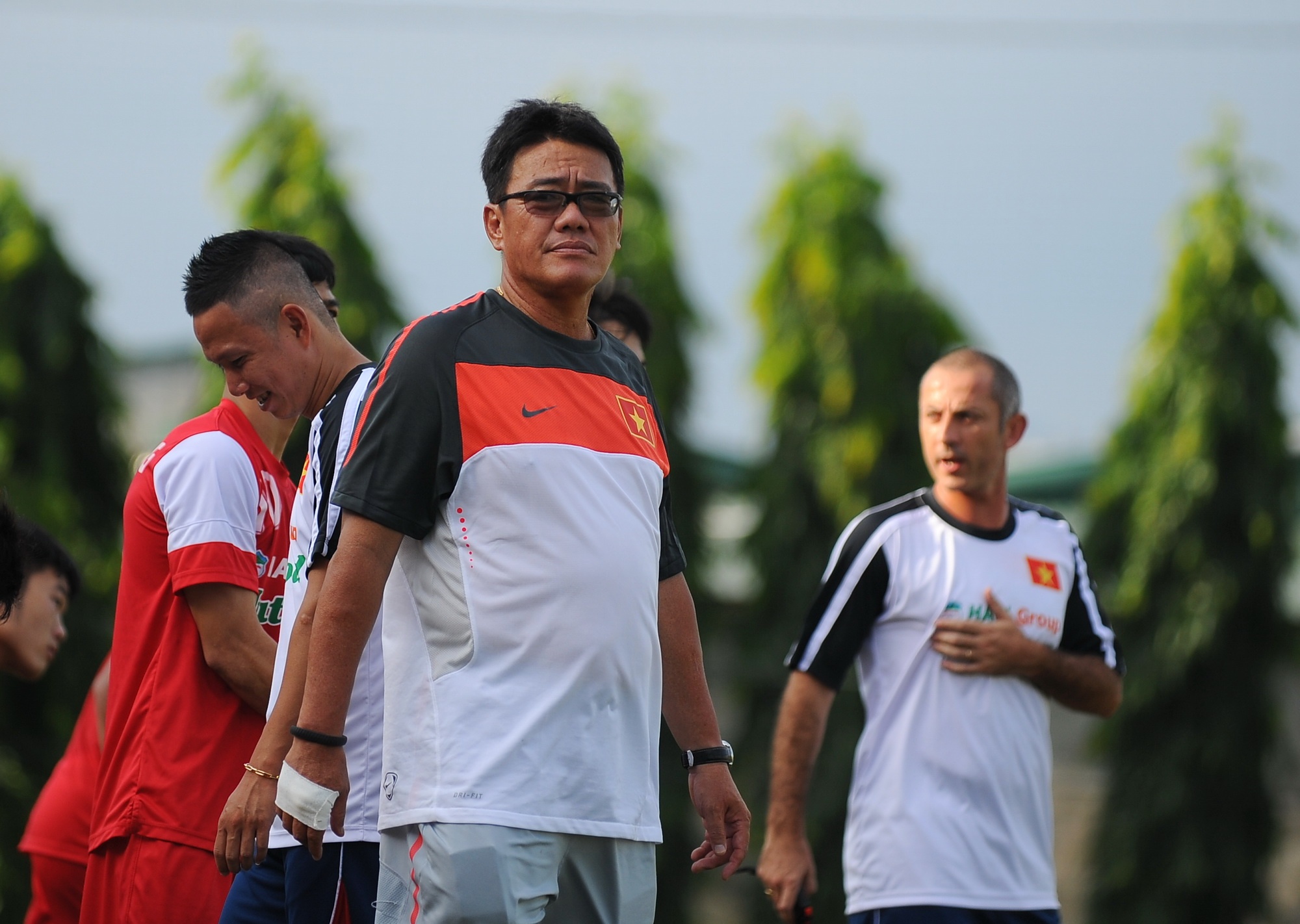 Duong Vu Lam Truong doan U19 Viet Nam_zing