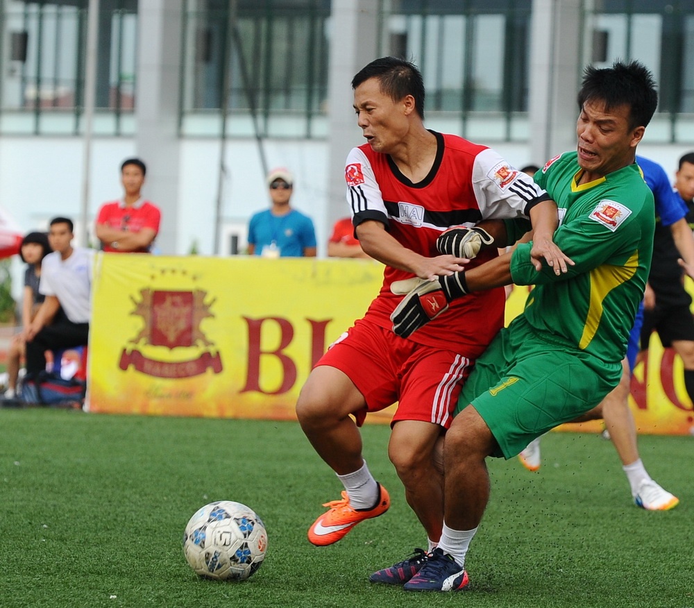 Thanh Luong bi the do trong tran thang kich tinh cua doi nha hinh anh