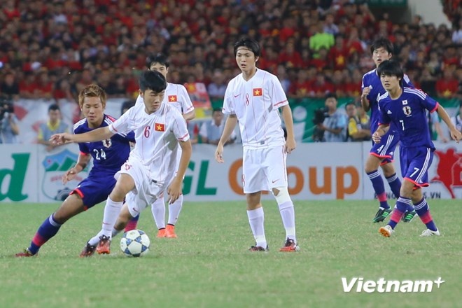 Trước U19 Nhật Bản, đội bóng áo trắng đã có những thay đổi và thích nghi về chiến thuật hiệu quả. (Ảnh: Minh Chiến/Vietnam+)