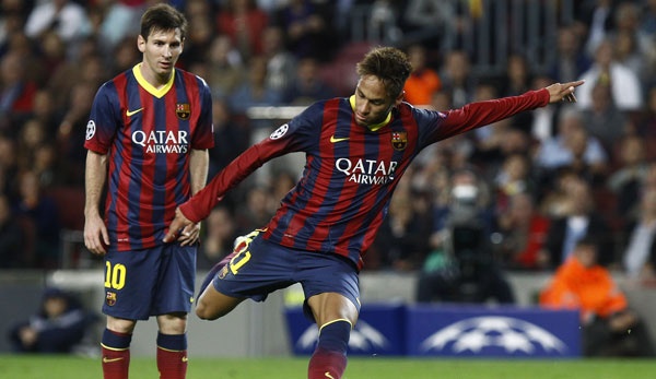 Neymar hoan tat cu dup, nang ty so len 3-0 cho Barca hinh anh